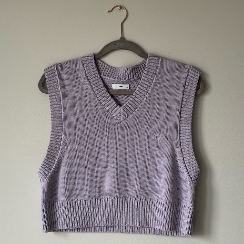 Aritzia TNA Marcy Lavender Sweater Vest